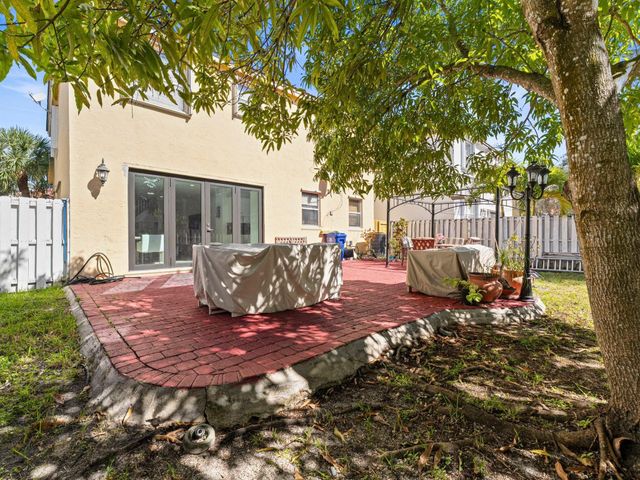 15570 SW 49th Court, Miramar, FL 33027