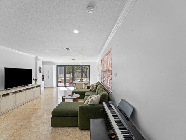 15570 SW 49th Court, Miramar, FL 33027