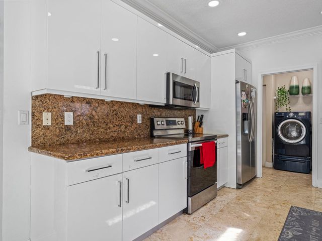 15570 SW 49th Court, Miramar, FL 33027