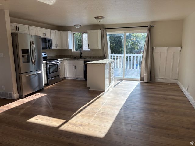 10544 S CLEARVIEW DR, Sandy, UT 84070