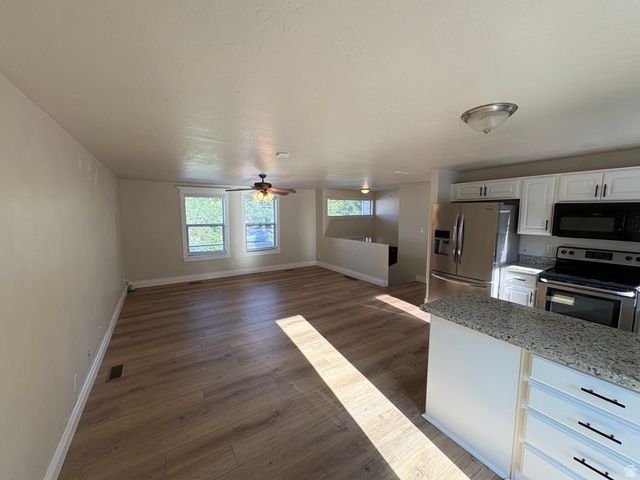 10544 S CLEARVIEW DR, Sandy, UT 84070