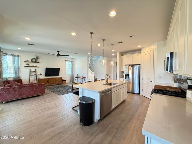 10312 E REVOLUTION Drive, Mesa, AZ 85212