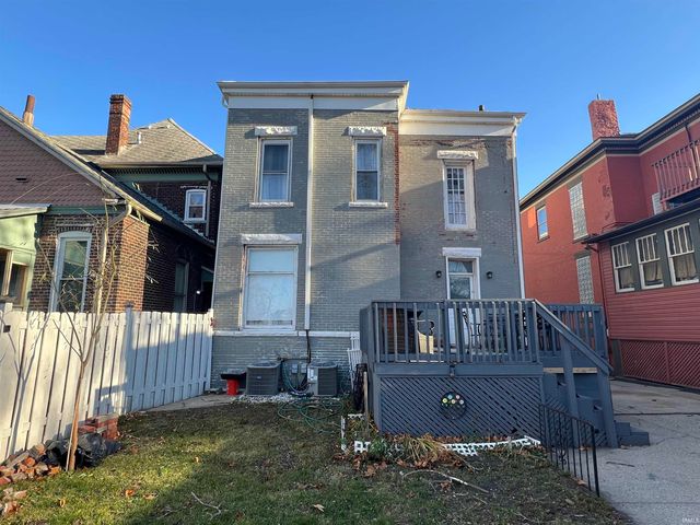 204 Eel River Avenue, Logansport, IN 46947