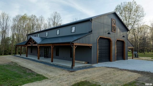 1865 Gravel Springs Circle, Jacksonville, IL 62650