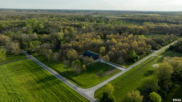 1865 Gravel Springs Circle, Jacksonville, IL 62650