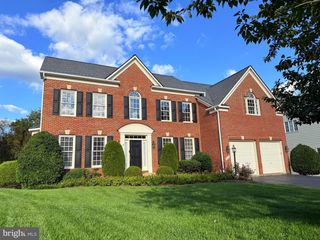 5421 SHERMAN OAKS CT, Haymarket, VA 20169