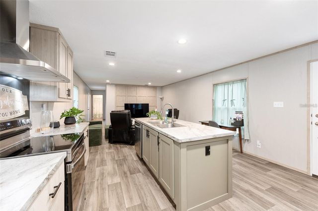 14642 NE 111TH TERRACE, Fort Mc Coy, FL 32134
