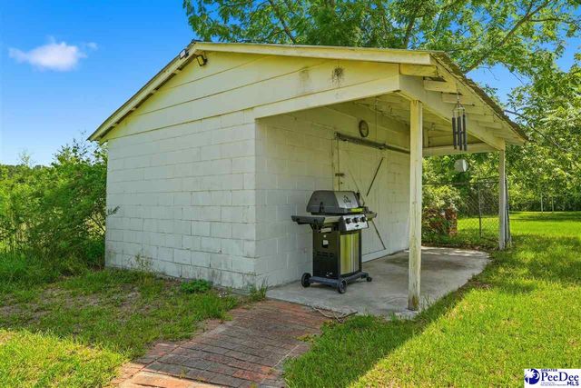 675 Liberty Church Rd, Loris, SC 29569