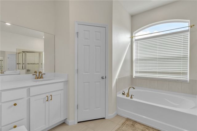 5280 2nd Manor, Vero Beach, FL 32968