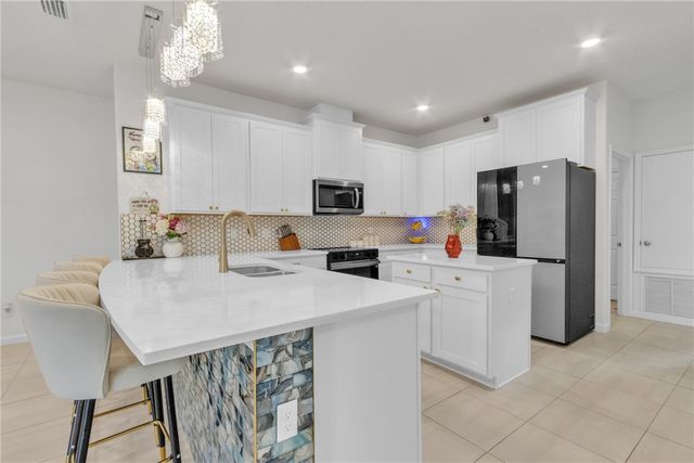 5280 2nd Manor, Vero Beach, FL 32968