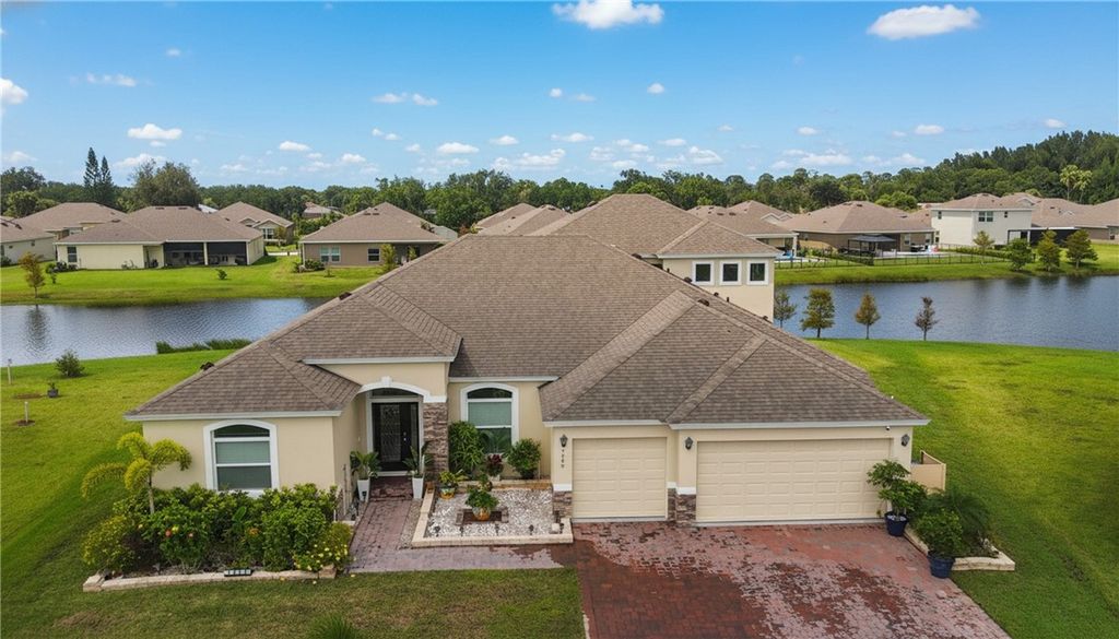 5280 2nd Manor, Vero Beach, FL 32968