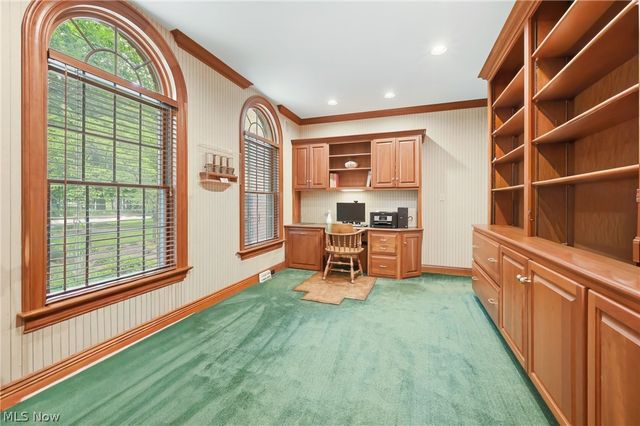 1881 Quaker Lane, Salem, OH 44460