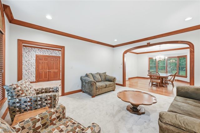 1881 Quaker Lane, Salem, OH 44460