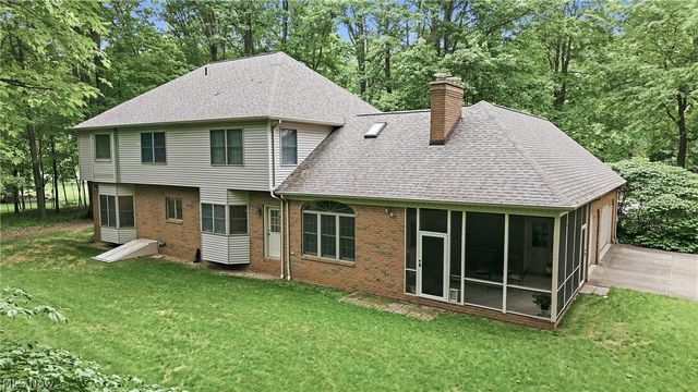 1881 Quaker Lane, Salem, OH 44460