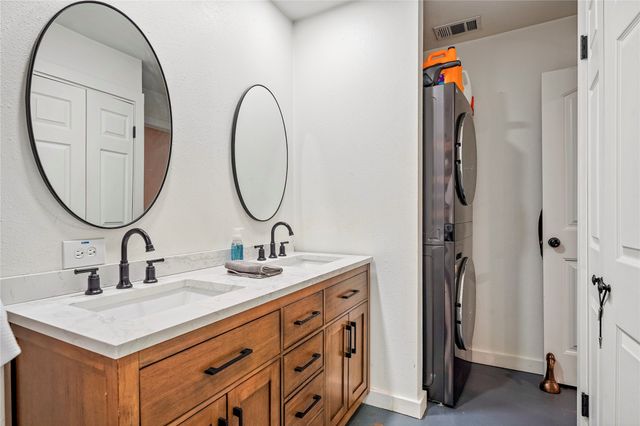 902 Williams Street, Rockwall, TX 75087