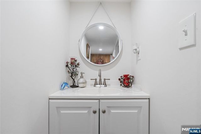 154 Sandford Avenue, North Plainfield, NJ 07060