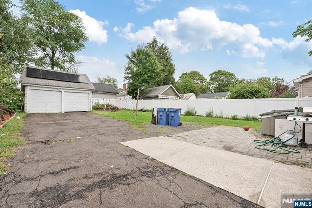 154 Sandford Avenue, North Plainfield, NJ 07060