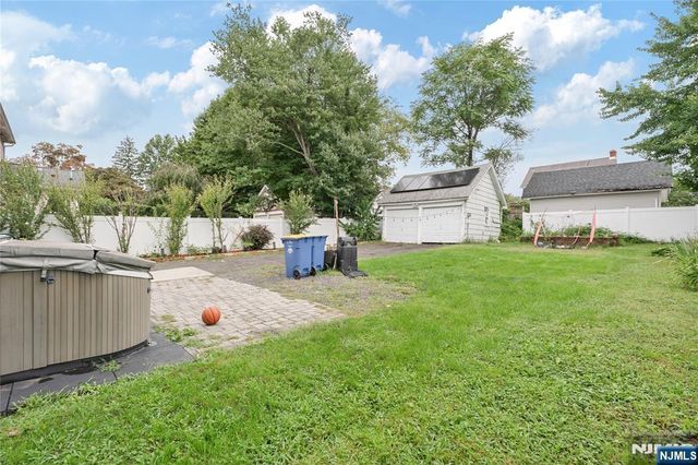 154 Sandford Avenue, North Plainfield, NJ 07060