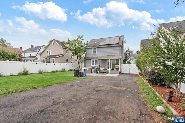 154 Sandford Avenue, North Plainfield, NJ 07060