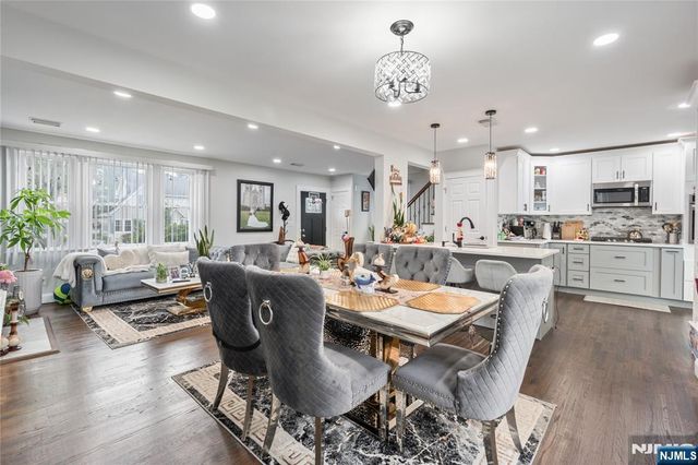 154 Sandford Avenue, North Plainfield, NJ 07060