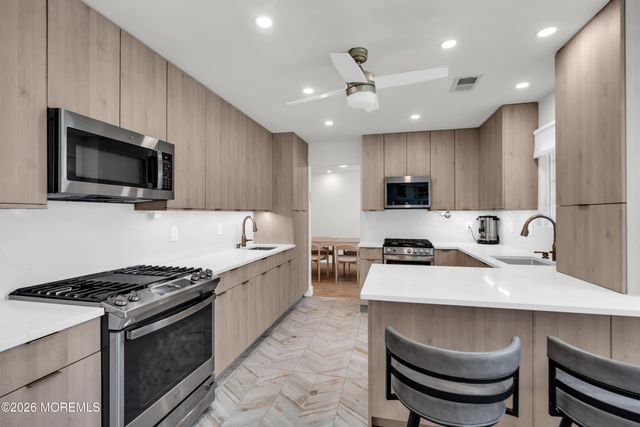2785 Lenox Street, Toms River, NJ 08755