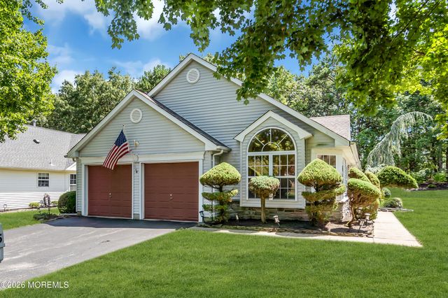 2785 Lenox Street, Toms River, NJ 08755