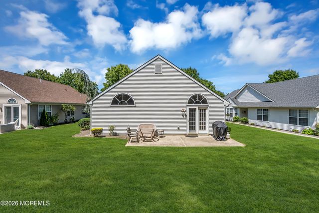 2785 Lenox Street, Toms River, NJ 08755