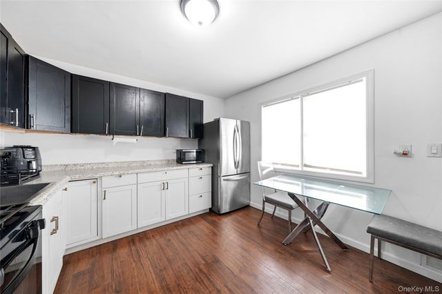 949 Taylor Avenue, East Patchogue, NY 11772