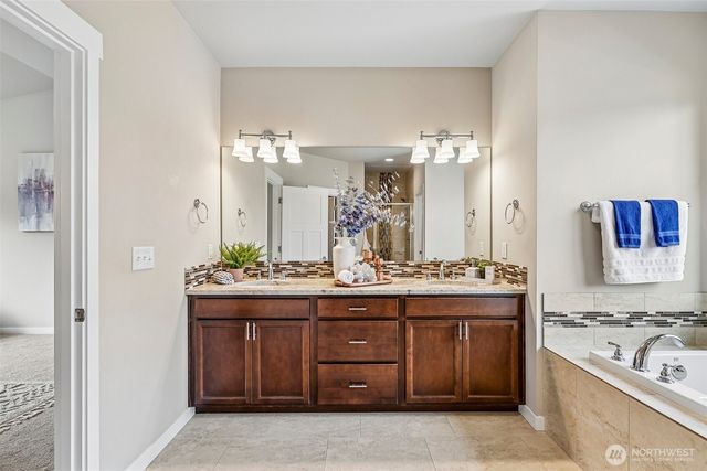 32741 NE 52nd Street, Carnation, WA 98014