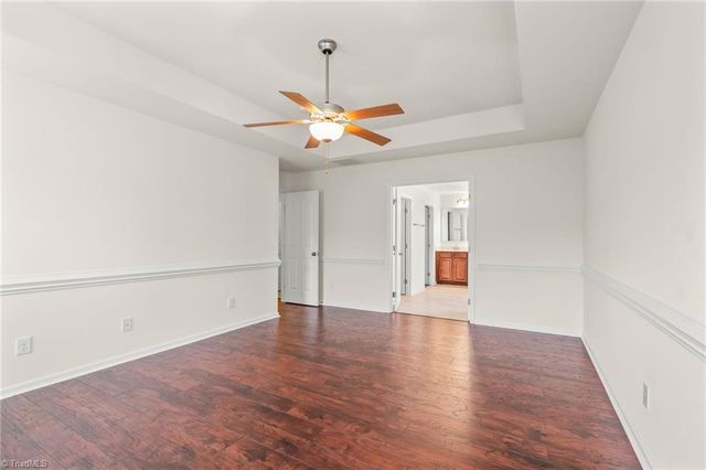 4887 Old Towne Village Circle, Pfafftown, NC 27040