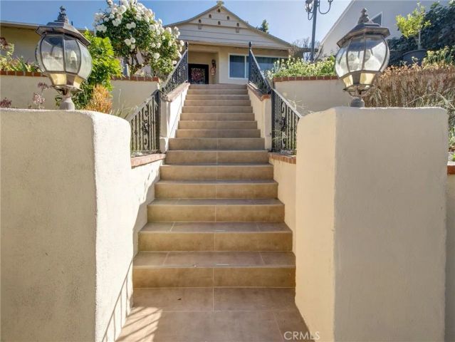 4148 Camino De La Cumbre, Sherman Oaks, CA 91423