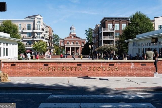 245 Mayfair Court, Alpharetta, GA 30009