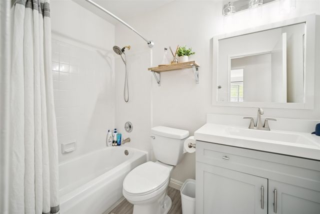 17 17 Burlwood Ct, Pittsburg, CA 94565