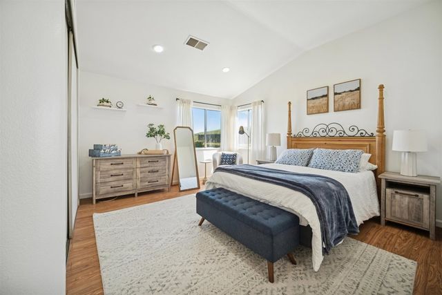 17 17 Burlwood Ct, Pittsburg, CA 94565