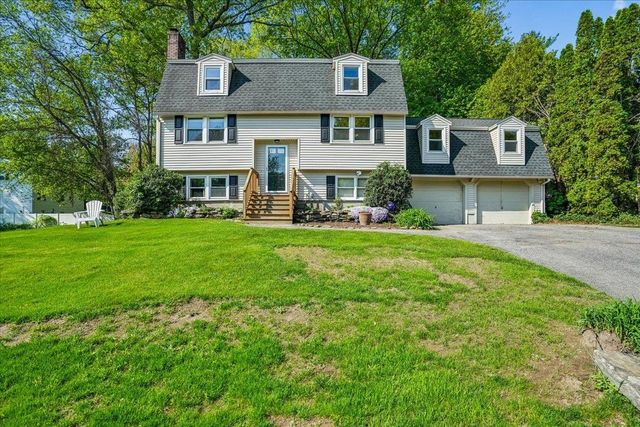 6 Nutmeg Drive, Nashua, NH 03062