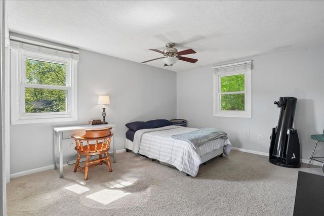 6 Nutmeg Drive, Nashua, NH 03062