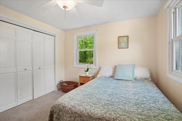 6 Nutmeg Drive, Nashua, NH 03062