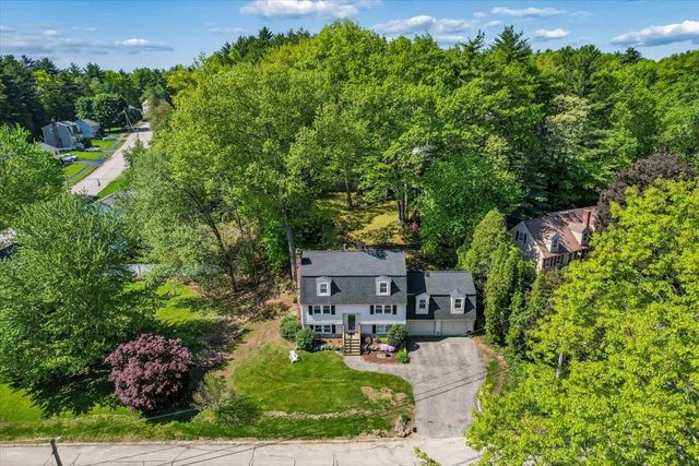 6 Nutmeg Drive, Nashua, NH 03062