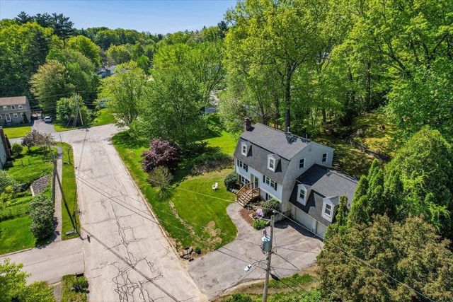 6 Nutmeg Drive, Nashua, NH 03062