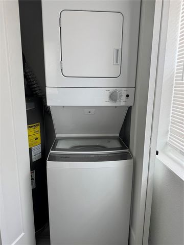 111 86TH AVENUE 1, Treasure Island, FL 33706