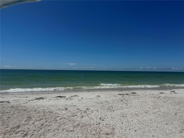 111 86TH AVENUE 1, Treasure Island, FL 33706