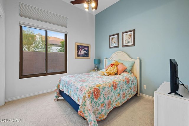 40127 N CANDLEWYCK Lane, Anthem, AZ 85086