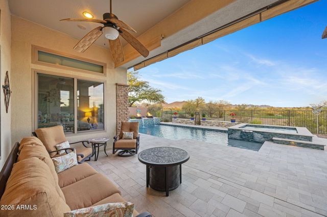 40127 N CANDLEWYCK Lane, Anthem, AZ 85086