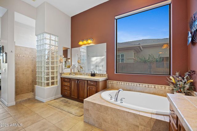 40127 N CANDLEWYCK Lane, Anthem, AZ 85086