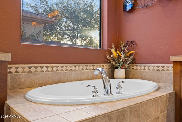 40127 N CANDLEWYCK Lane, Anthem, AZ 85086