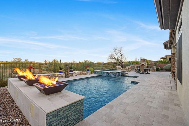 40127 N CANDLEWYCK Lane, Anthem, AZ 85086