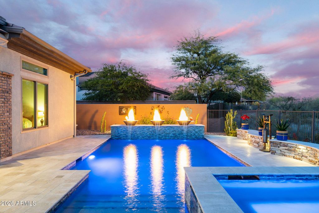 40127 N CANDLEWYCK Lane, Anthem, AZ 85086