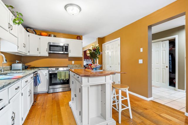 9 Bristol Hill Road, Windham, NH 03087