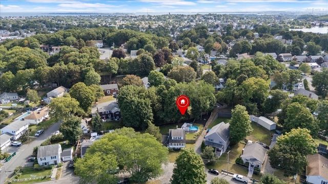 66 Edgemere Rd, Lynn, MA 01904
