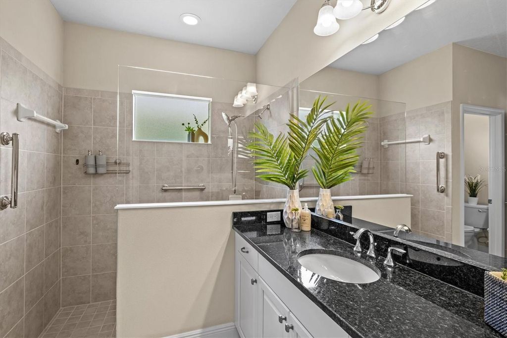 Image 11 of property listing at 12717 DEEP BLUE PLACE, Bradenton, FL 34211